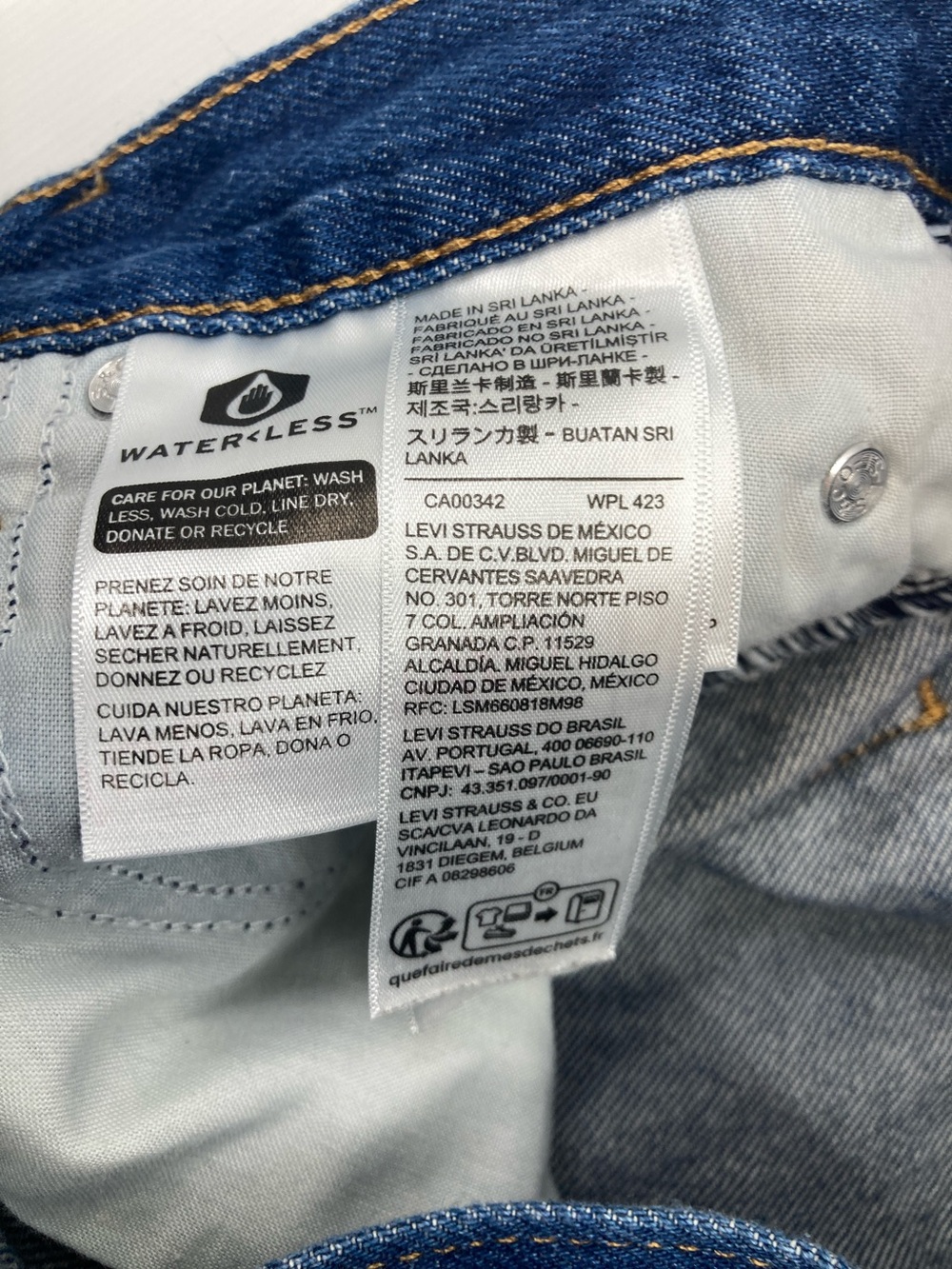 Levi's Premium Baggy Dad Wide Leg Jeans Medium Dark Wash S645 - Picture 5 of 12